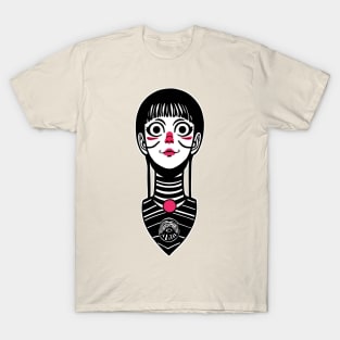 Long Neck spooky girl T-Shirt